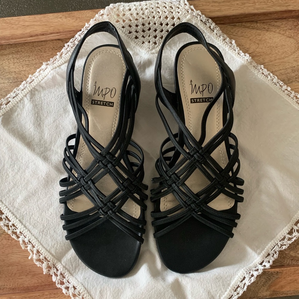 IMPO stretch sandals NWT